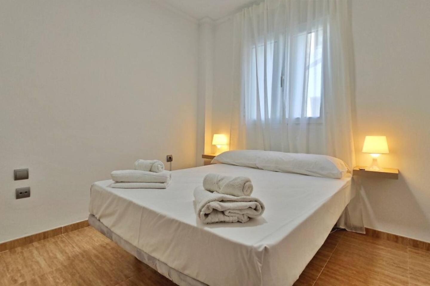 Apartamento Paseo Larios Torre Del Mar Exterior foto